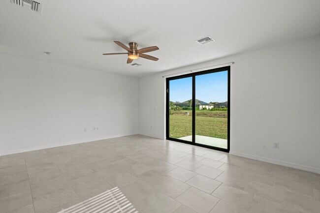 Building Photo - 14275 Oviedo Pl