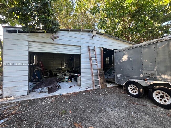Building Photo - 16805 SW 109th Ct