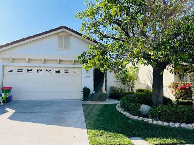 Building Photo - 15853 Windrose Way