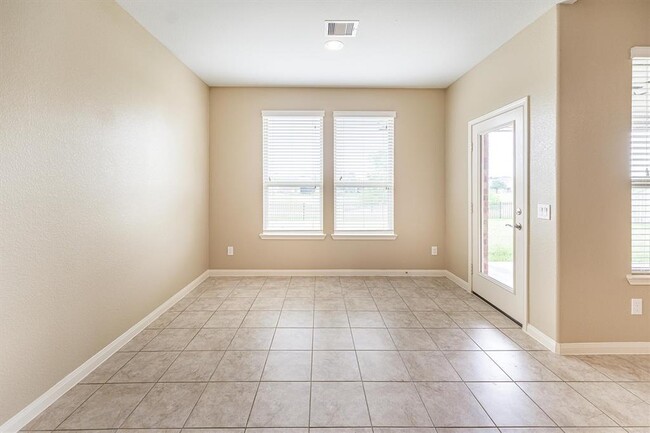 Building Photo - 24526 Raven Cliff Falls Dr