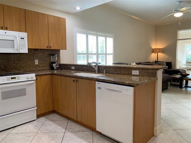 Building Photo - 3605 54th Dr W