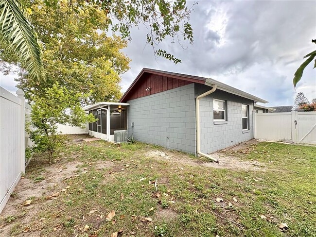 Building Photo - 5305 Flying Eagle Ln