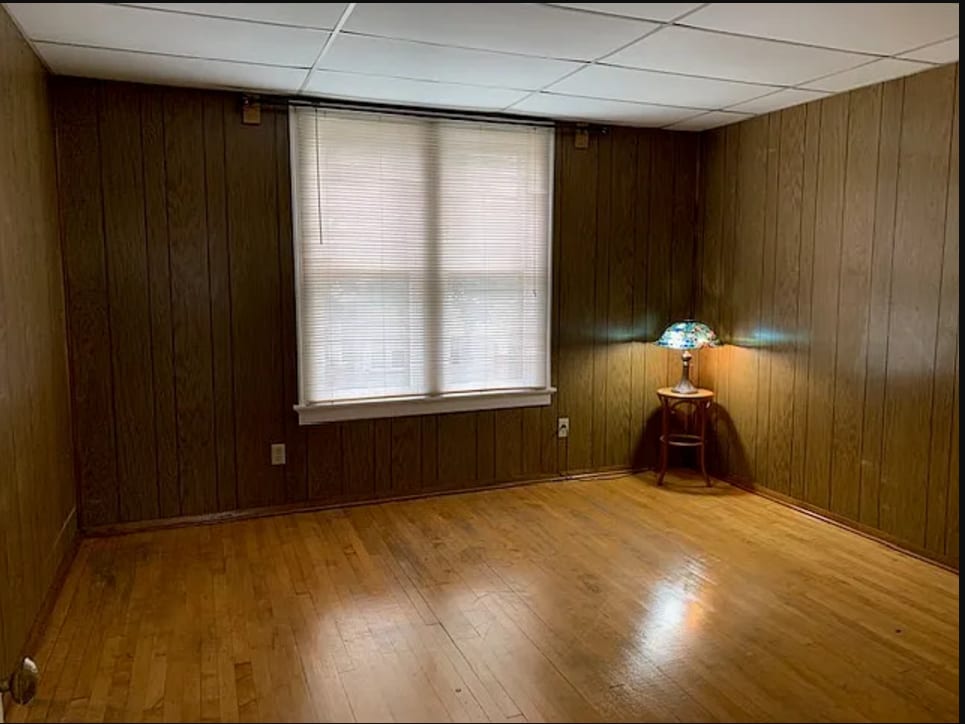Master Bedroom - 2454 N Pierce St