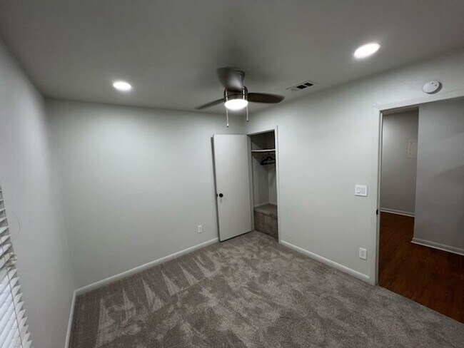 Building Photo - 3511 Alpine Cir