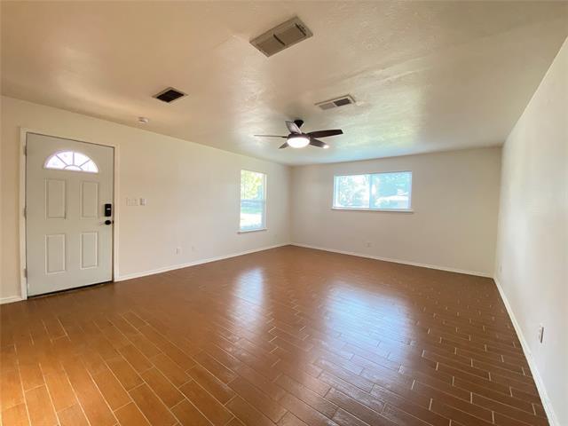 Building Photo - 2711 Olympia Dr