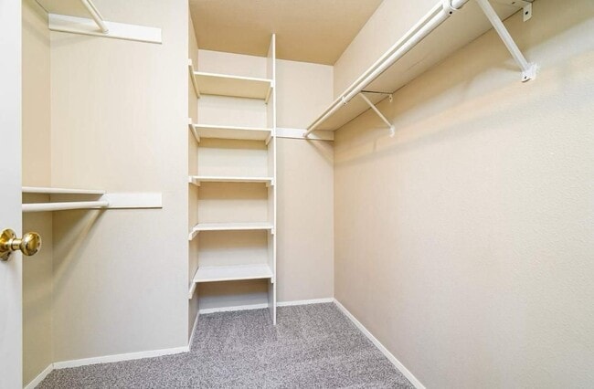 Building Photo - 14927 SE 184th St