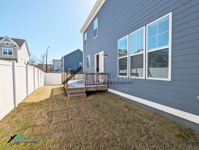 Building Photo - 1100 Fly Catcher Ct