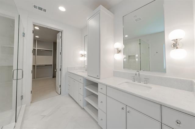 Building Photo - 4129 Grassmere Ln