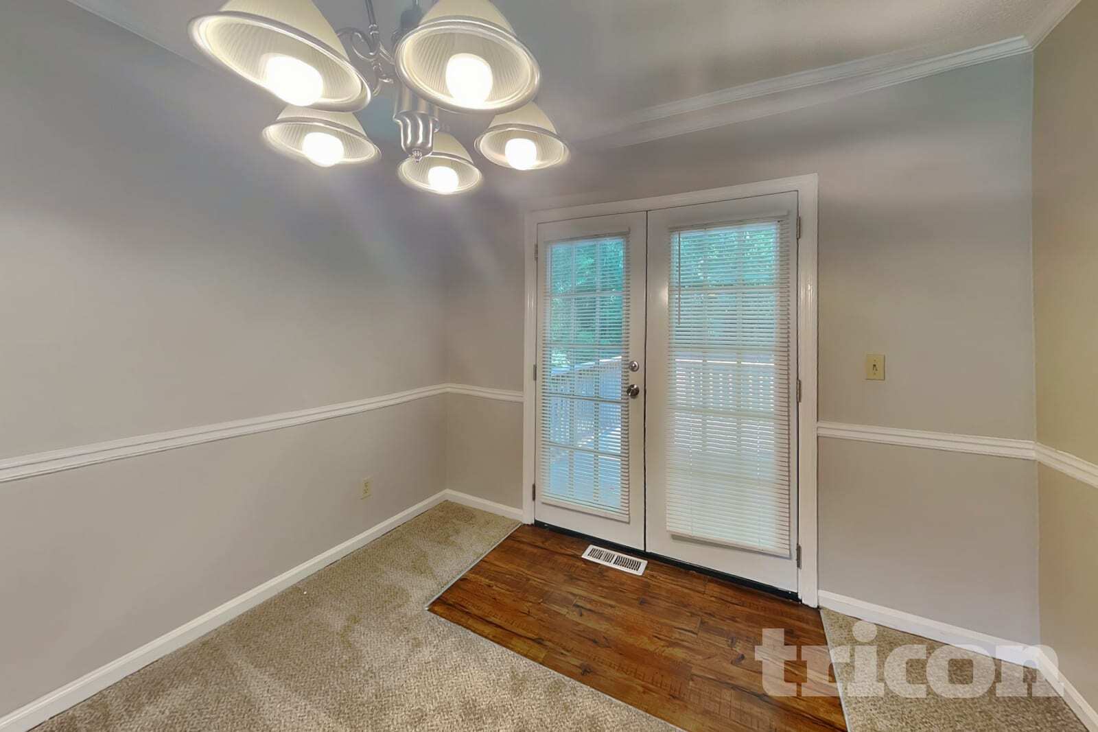 Building Photo - 1202 Holly Hills Dr SW