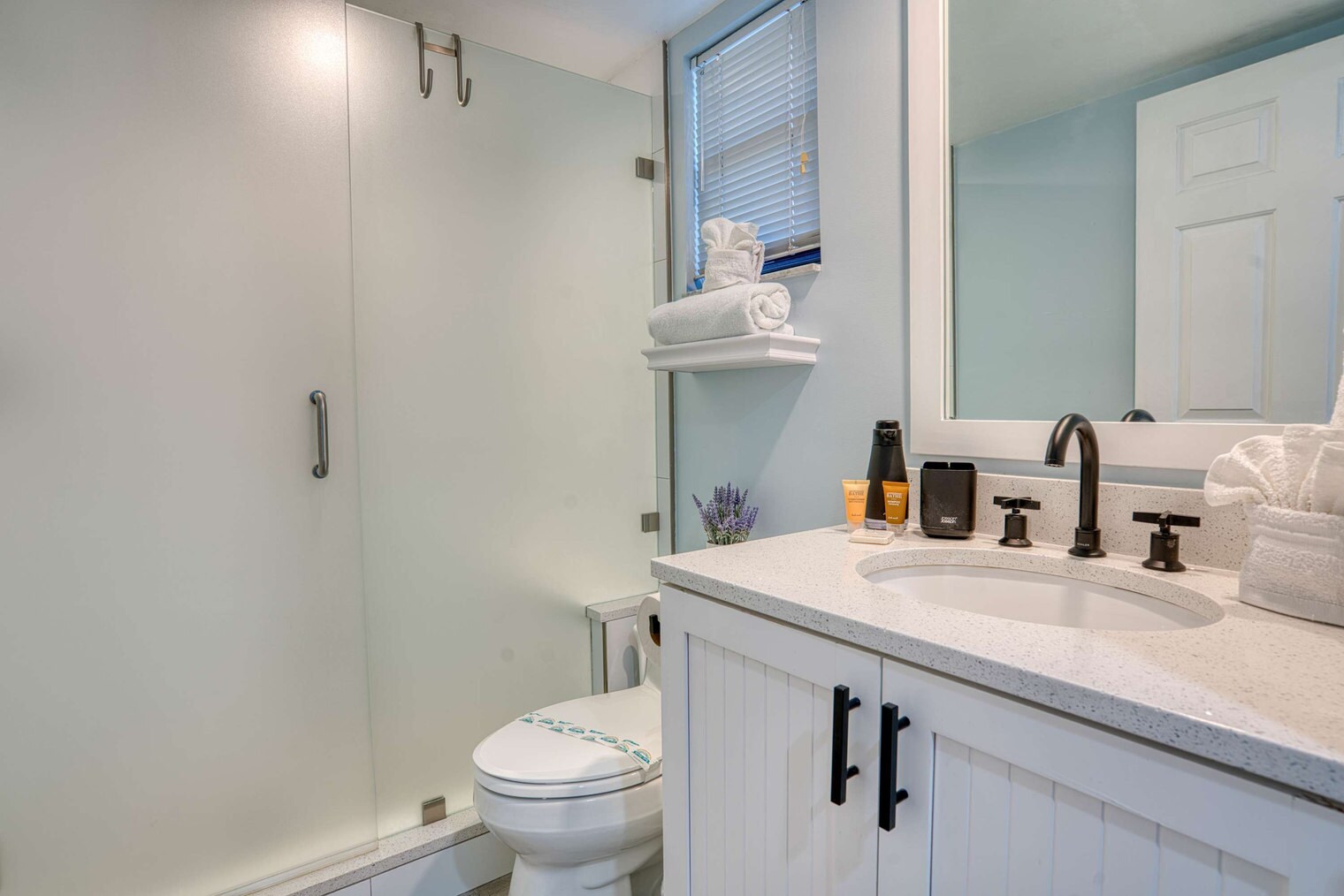 Building Photo - 600 Neapolitan Way