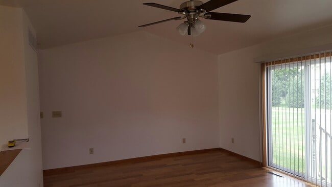 Building Photo - 703B Burgess Dr