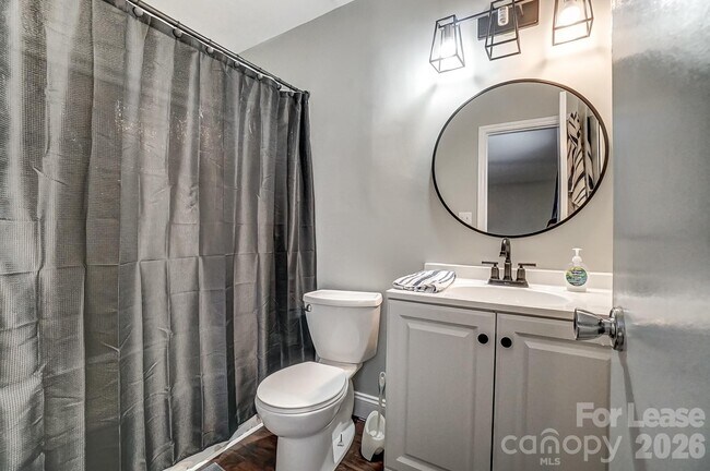 Building Photo - 8518 Castle Pine Ct