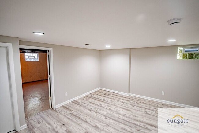 Building Photo - 8322 Loch Raven Blvd