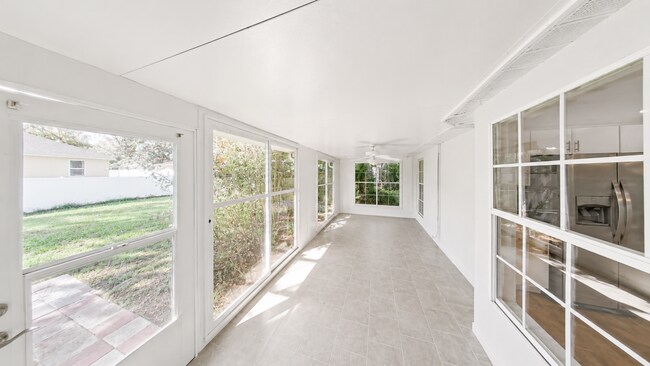 Building Photo - Beautiful 3 Bedroom Home for Rent in Hidden Lake – SW Ocala