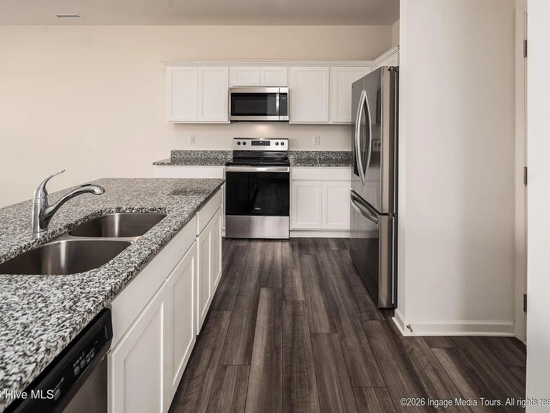 Building Photo - 3413 Baybrook Pl