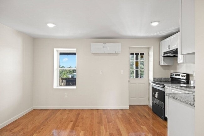 Building Photo - 88 Washington Ave