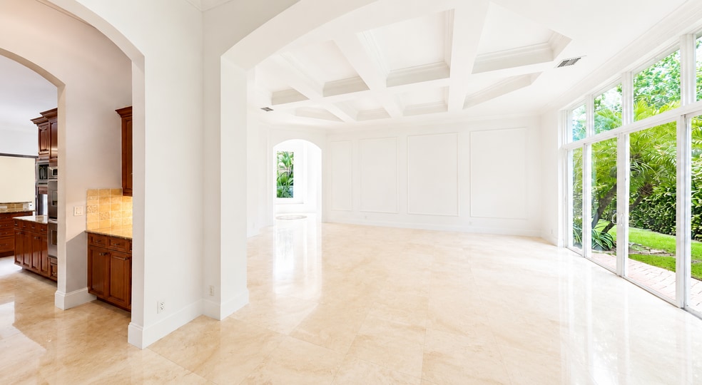 Living Room - 17550 Circle Pond Ct