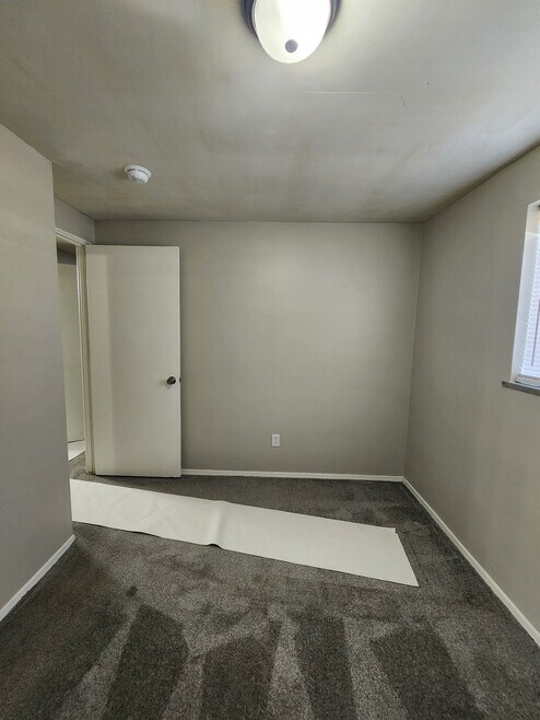 Building Photo - 1527 41st St NW