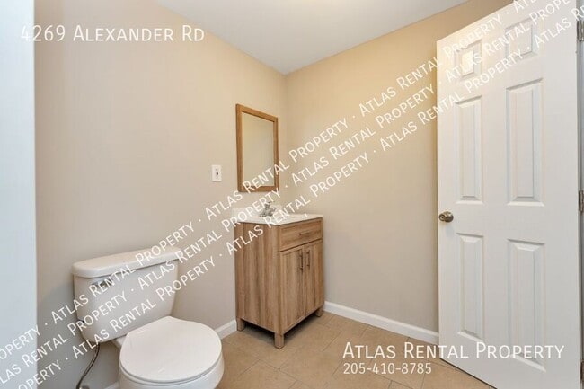 Building Photo - 4269 Alexander Rd