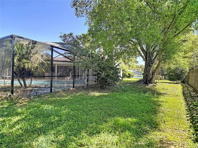 Building Photo - 4072 Belmoor Dr
