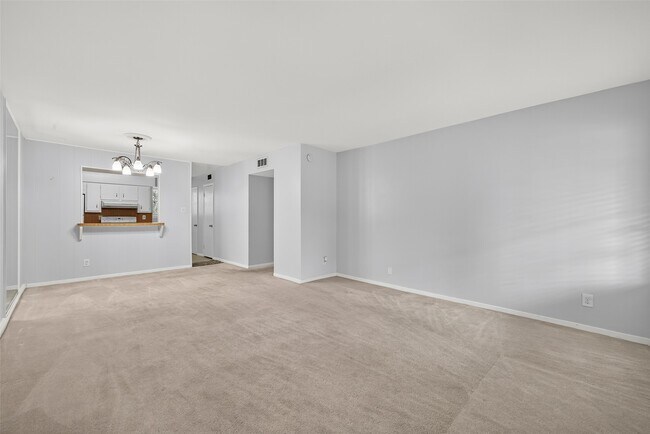 Building Photo - 9017 Gaylord Dr