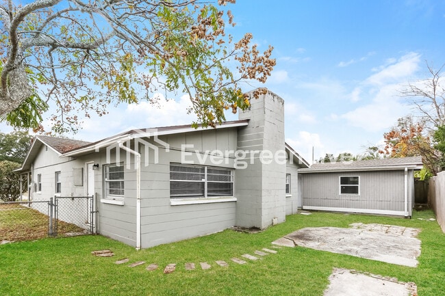 Building Photo - 7749 Arble Dr