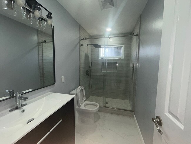 Building Photo - Spacious 3-Bedroom Home for Rent – Westminster