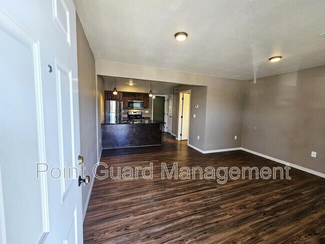 Building Photo - 1516 Oxford Pl