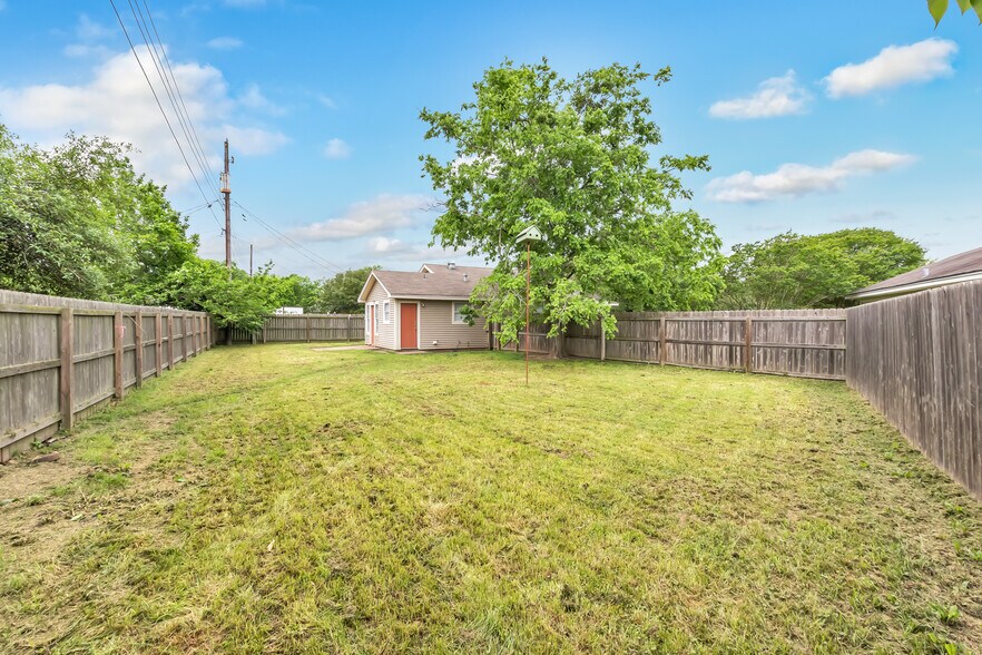 Building Photo - 3402 Timberline Ct