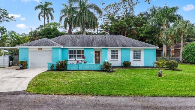 Primary Photo - 5554 Hibiscus Rd