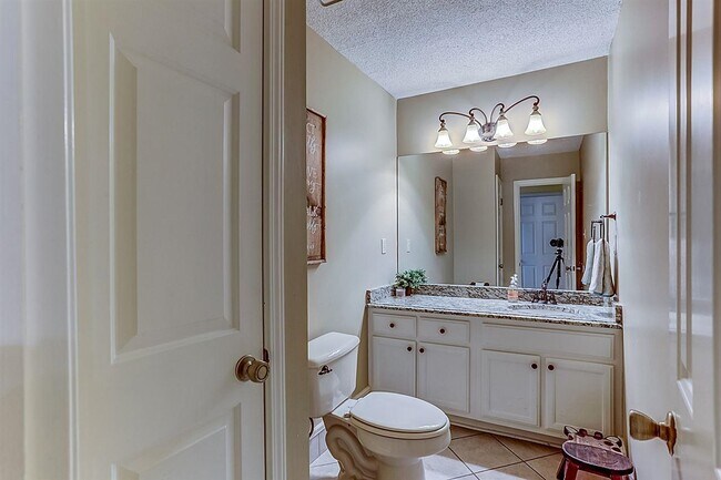 Building Photo - 2472 Monte Carlo Dr