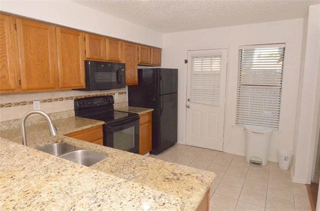 Building Photo - 1801 W Spring Creek Pkwy