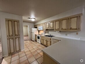 Building Photo - Spacious 2 Bedroom 2 Bath Condo in Alamo H...