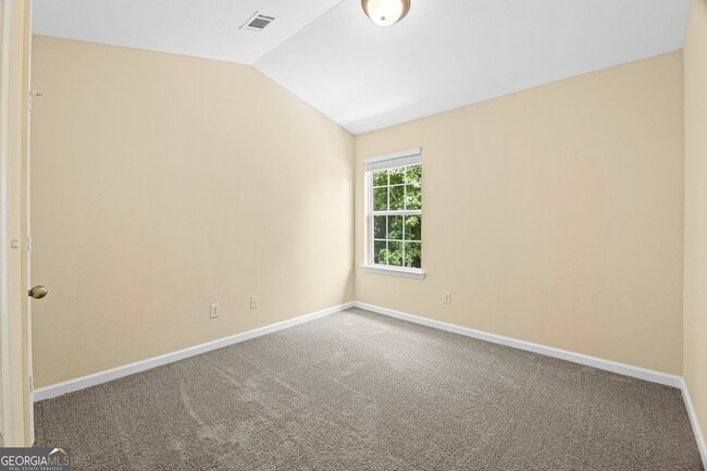 Building Photo - 1352 Rogers Trce