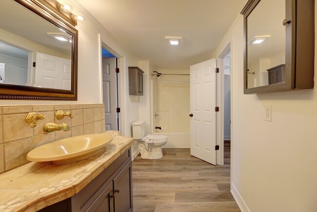 Building Photo - 65 Nason St