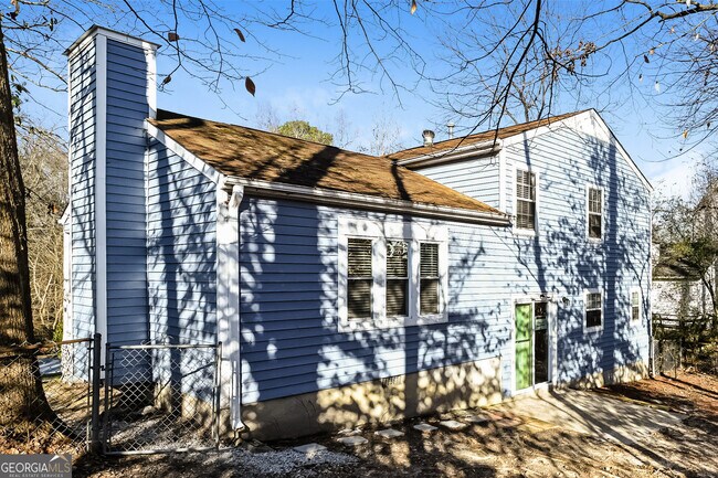 Building Photo - 5895 Brookside Dr SE