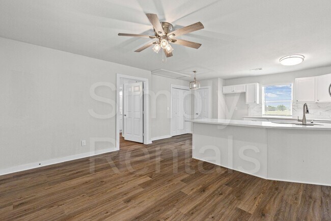 Building Photo - 401 Mcilrath Rd