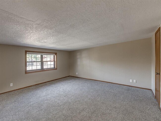 Building Photo - 2131 Jazzman Dr