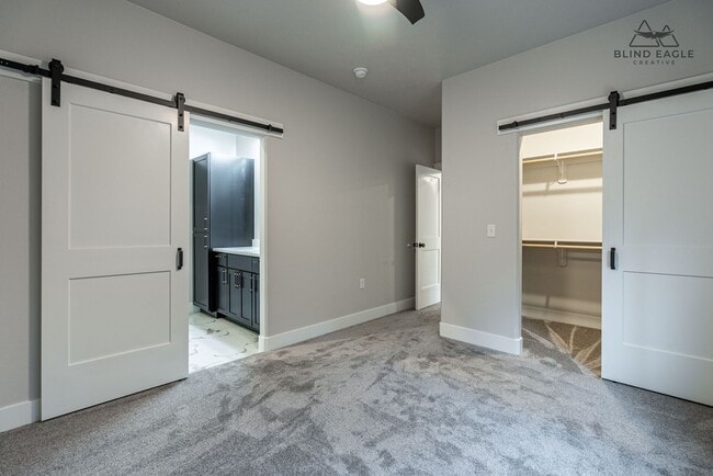 Building Photo - 7472 N Paw St