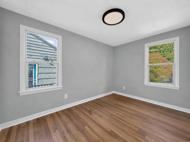 Building Photo - 7924 13th Ave SW