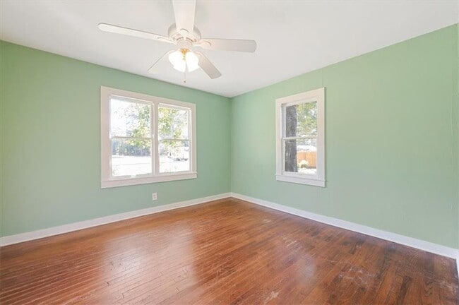 Building Photo - 300 Colson Ave