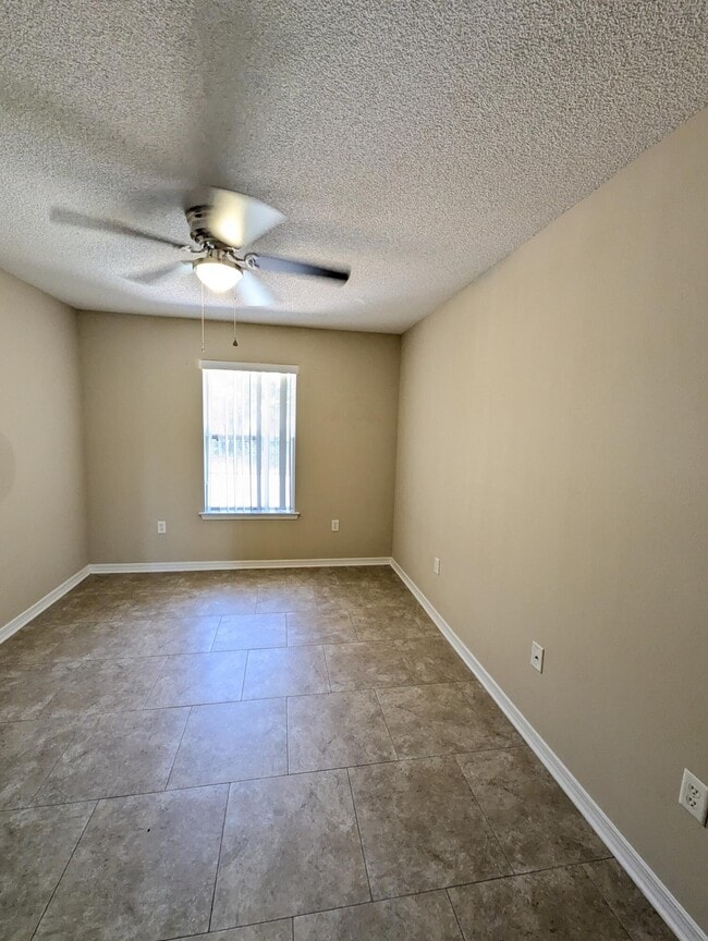 Building Photo - 9708 Parker Lake Cir