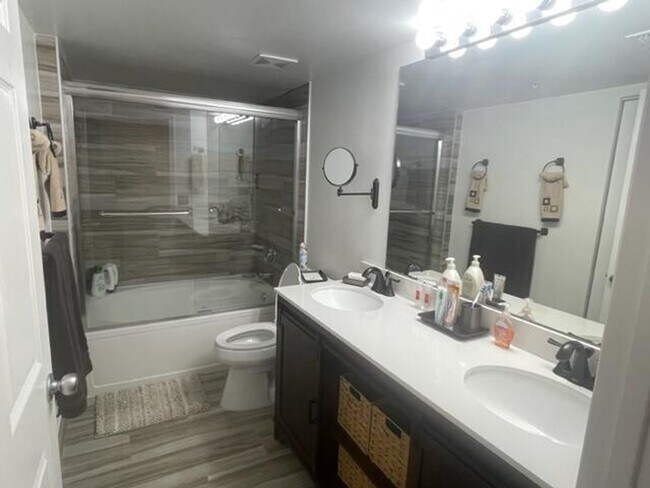 Building Photo - 3408 Tuscany Way