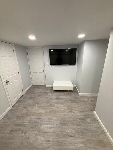 Building Photo - 1117 Fanny St