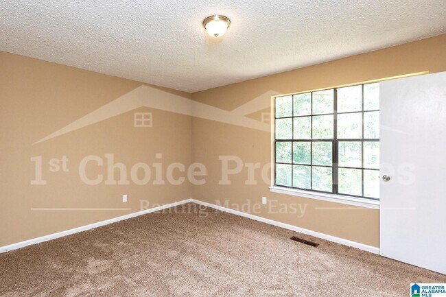 Building Photo - 203 Winterhaven Dr