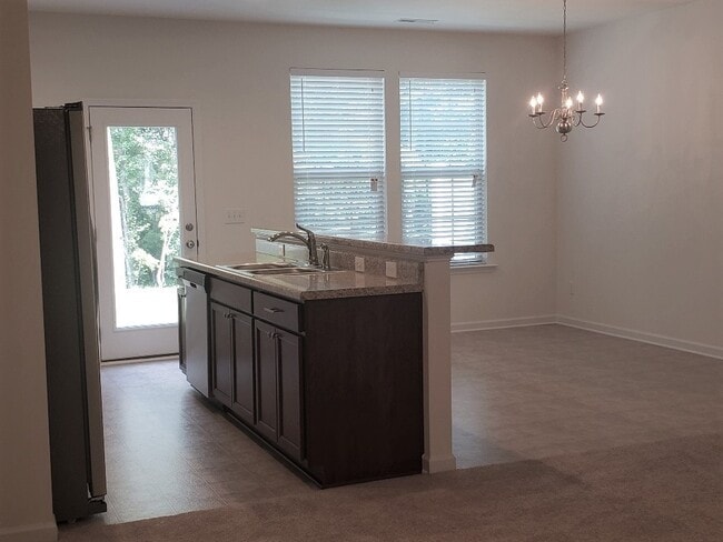 Building Photo - 3BD/2.5BA townhome w/ garage in Flowers Plantation in Clayton!