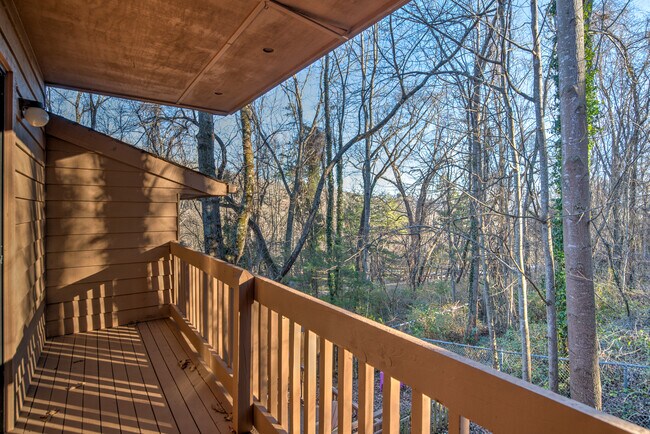 Building Photo - 203 Buck Cove Terrace