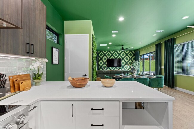 Building Photo - 4407 Merle Dr