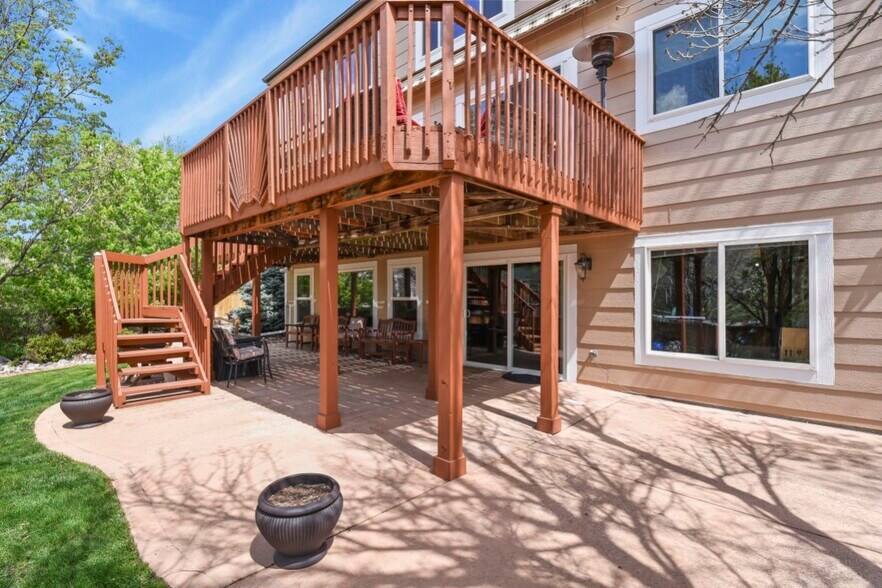 Building Photo - 9536 W Avalon Dr