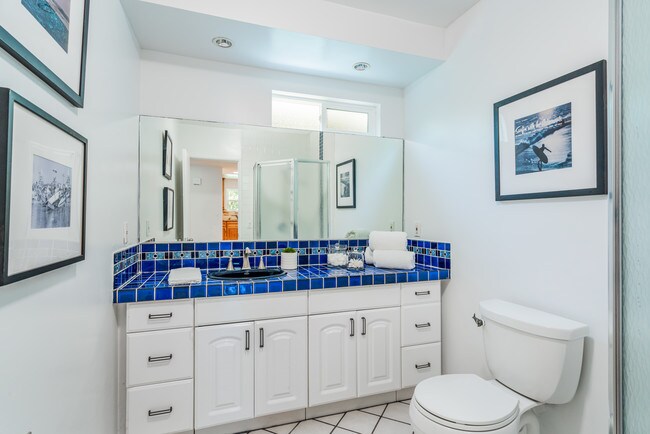 Bathroom downstairs - 17001 Bollinger Dr